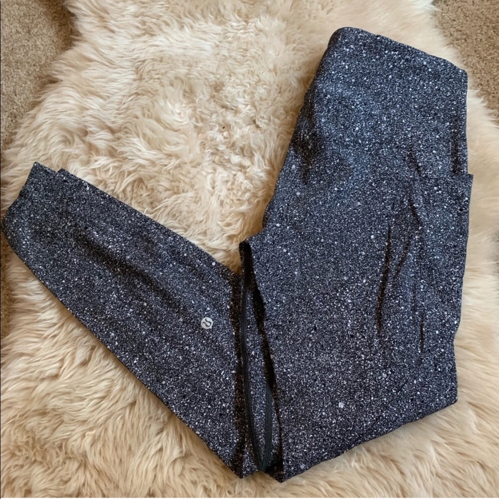 Lululemon Lead the Pack Size 8 Athletic Splatter